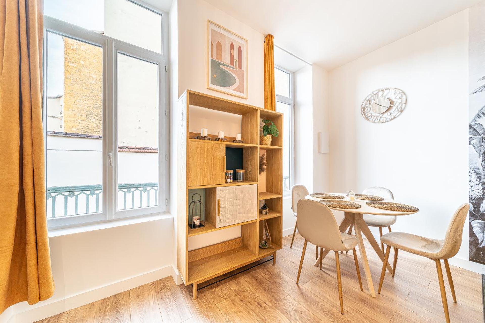 Le Marietton Appartement Cosy A Deux Pas Du Metro Valmy Lyon Dış mekan fotoğraf