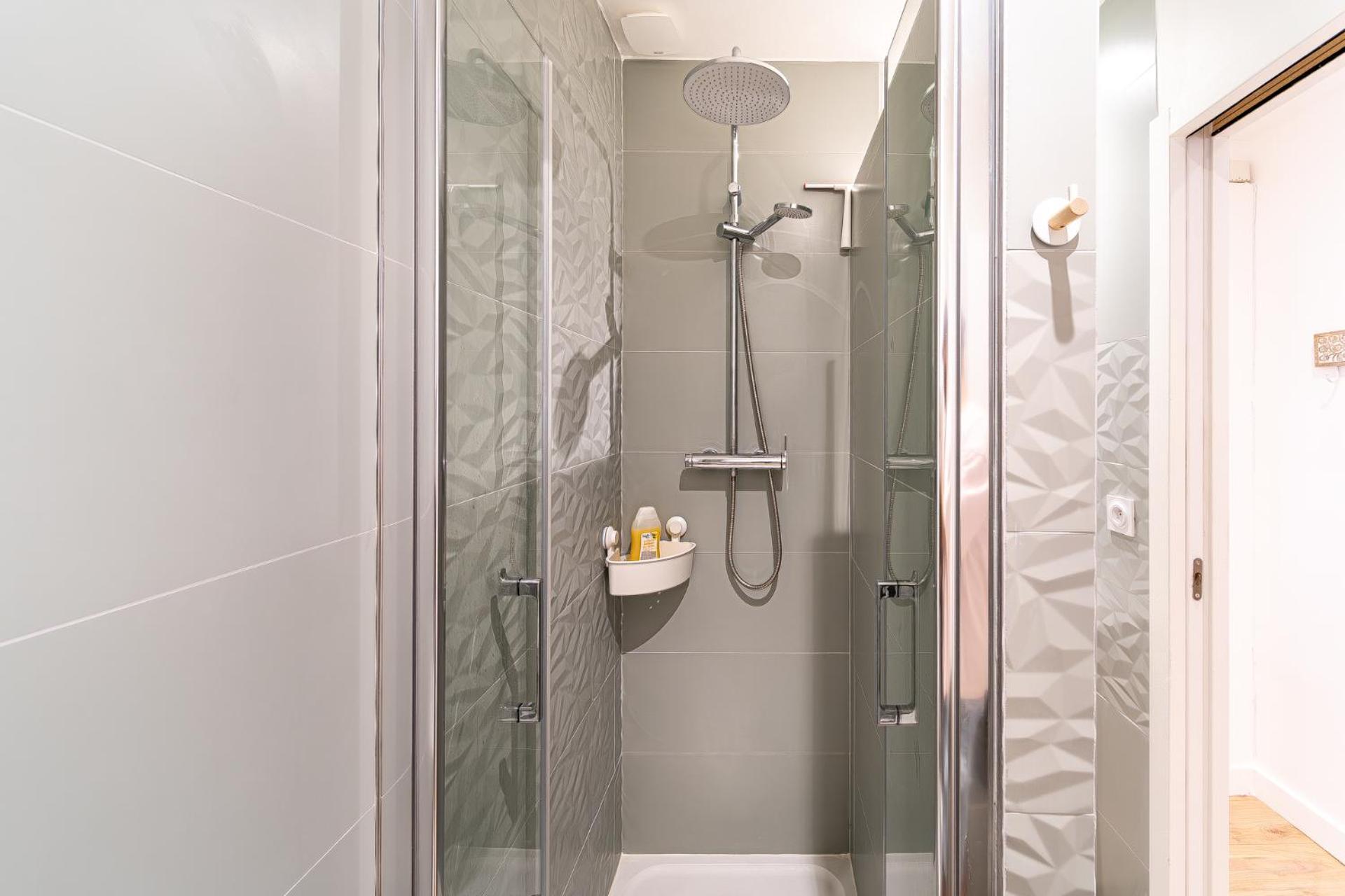 Le Marietton Appartement Cosy A Deux Pas Du Metro Valmy Lyon Dış mekan fotoğraf